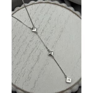 14k White Gold 3 Drop 5 Diamond Necklace